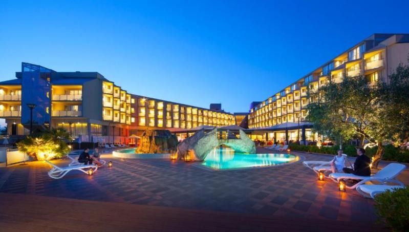 Novigrad, Hotel Maestral 4*, samo od 52€