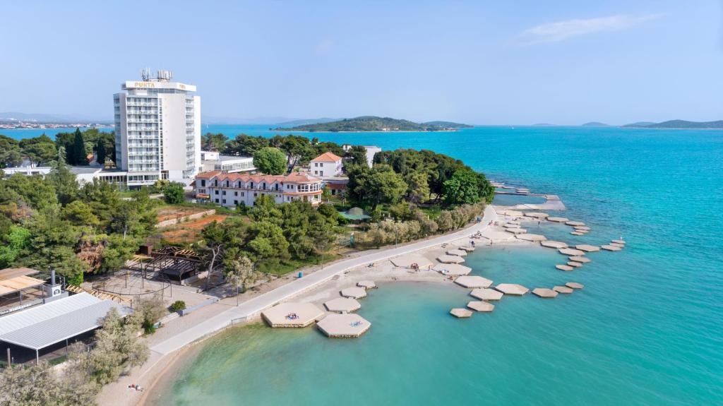 Vodice, Hotel Punta 4*, samo od 42€