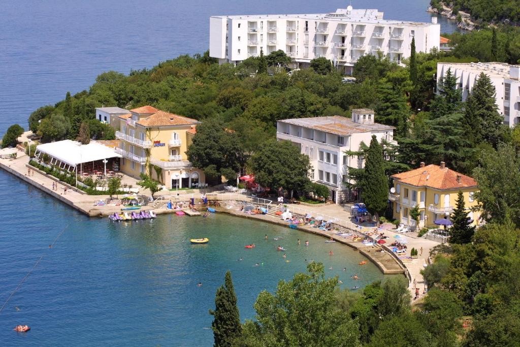 Otok Krk-Omišalj, Hotel Adriatic 2*, samo od 42€