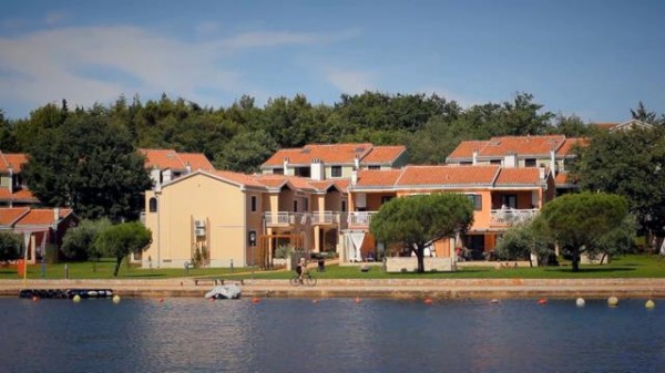 Apartmaji Amfora 4*