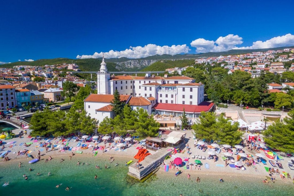 Hotel Kaštel 3*