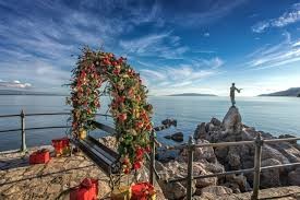 Predbožična Rijeka in Opatija