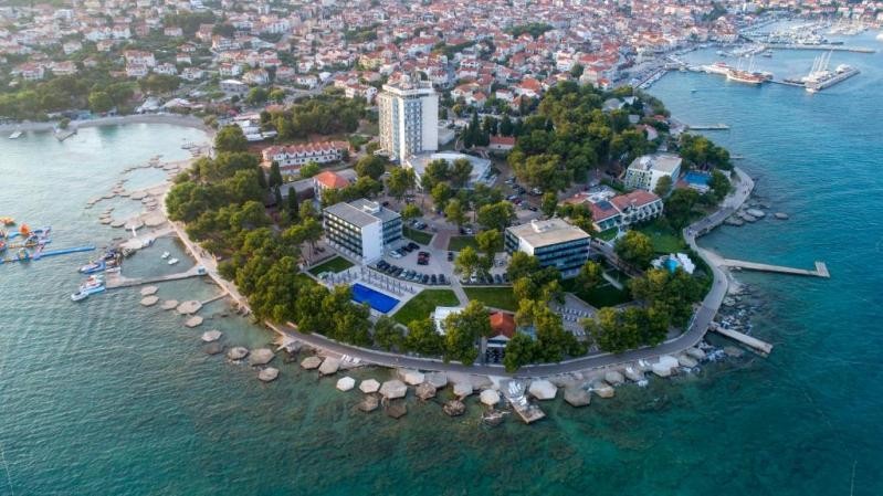 Villa Arausana&Antonina 4*